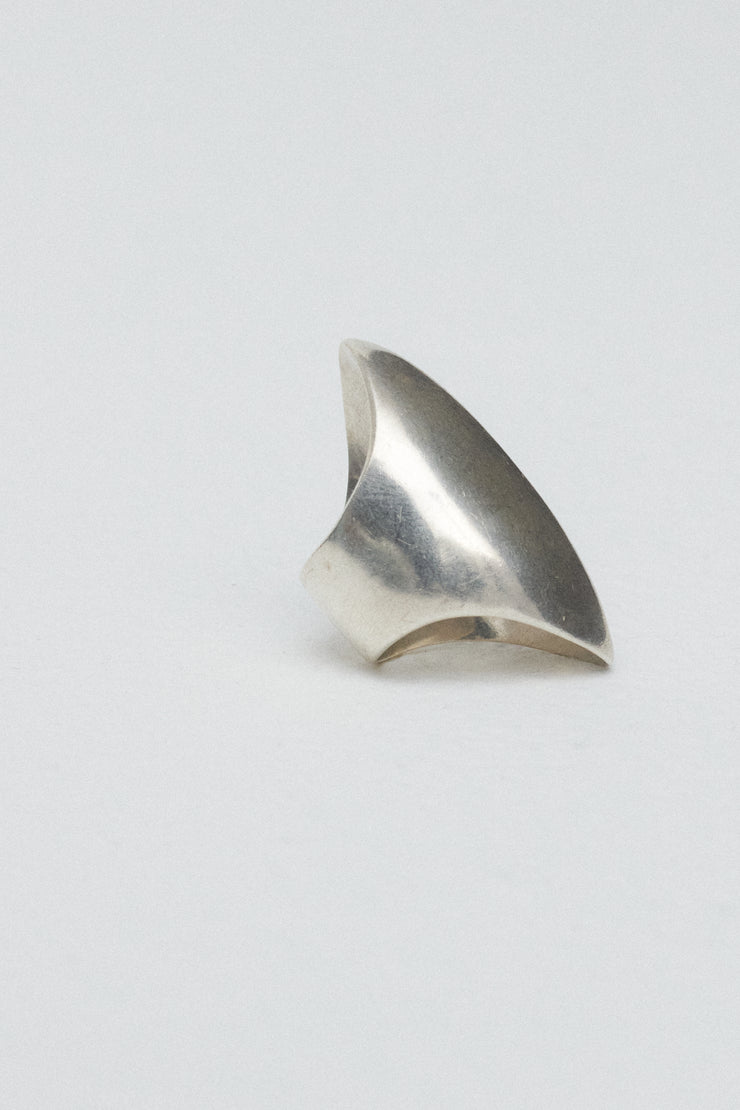 Silver Shield Ring - Desert Vintage