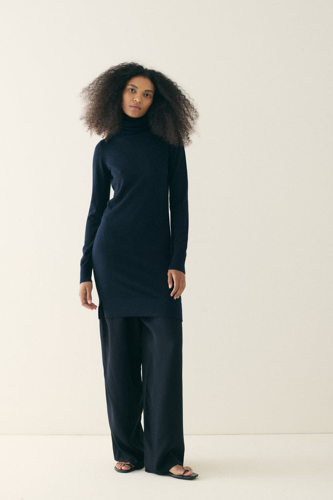 Hermès Black Cashmere Knit Tunic - Desert Vintage