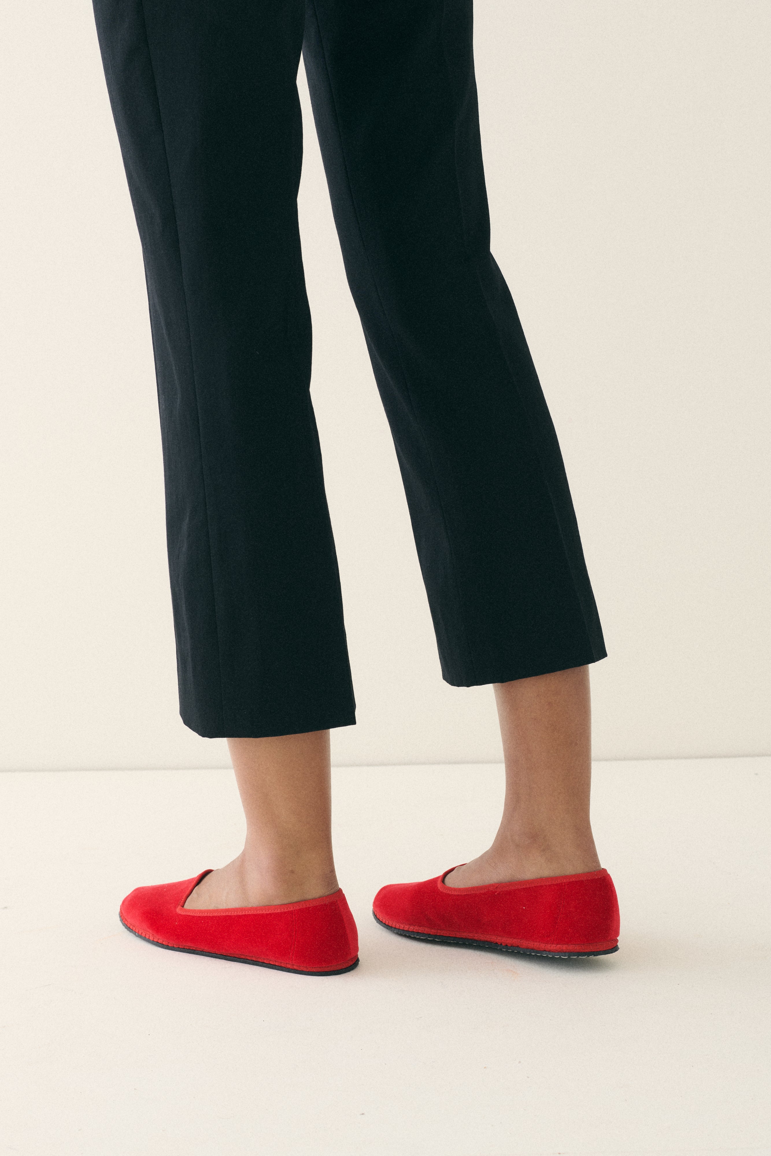 Vibi Venezia Velvet Loafers - Rosso - Desert Vintage