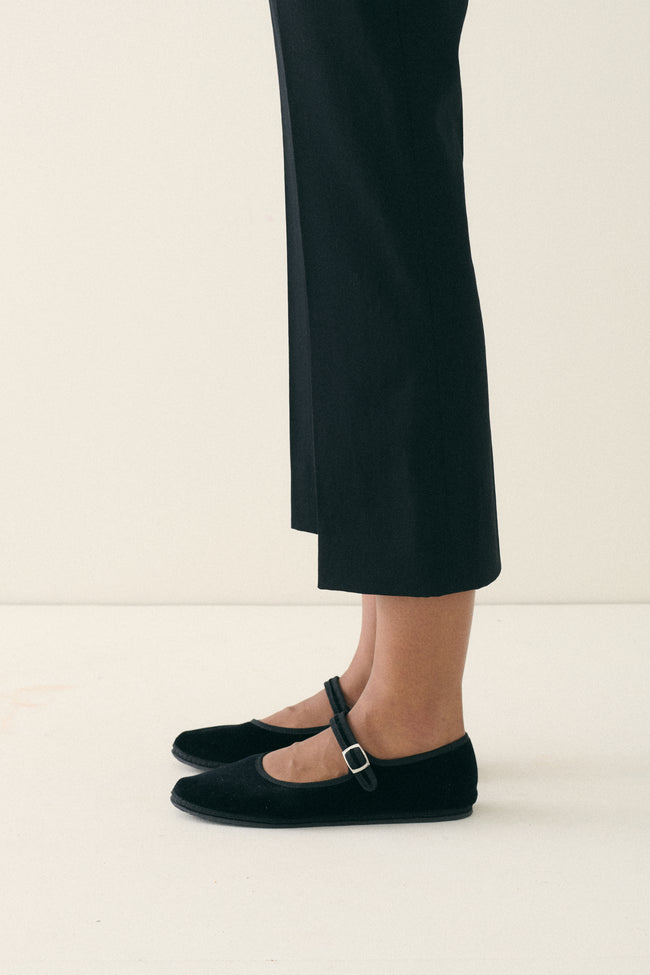 Vibi Venezia Velvet Mary Janes - Nero - Desert Vintage
