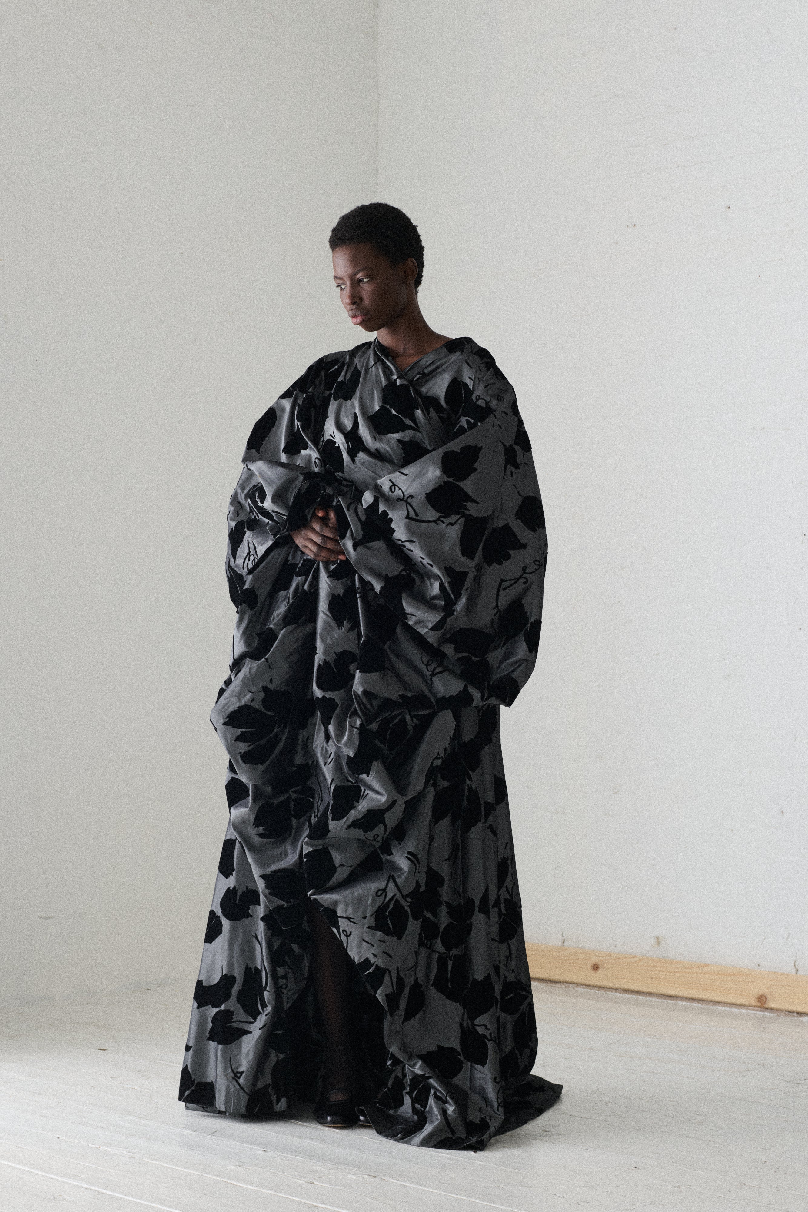 1976 Paco Rabbane Couture Opera Cape - Desert Vintage