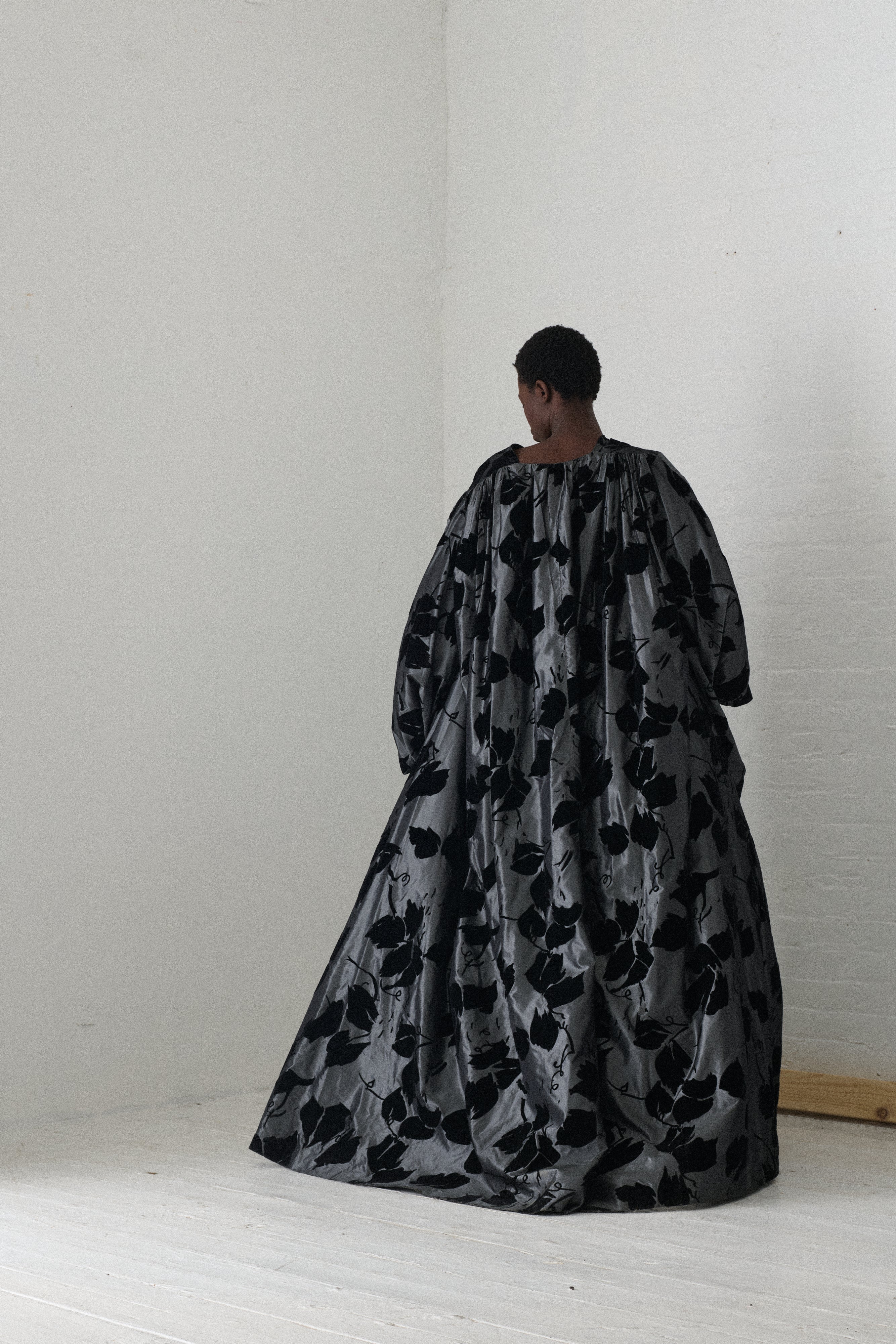 1976 Paco Rabbane Couture Opera Cape - Desert Vintage