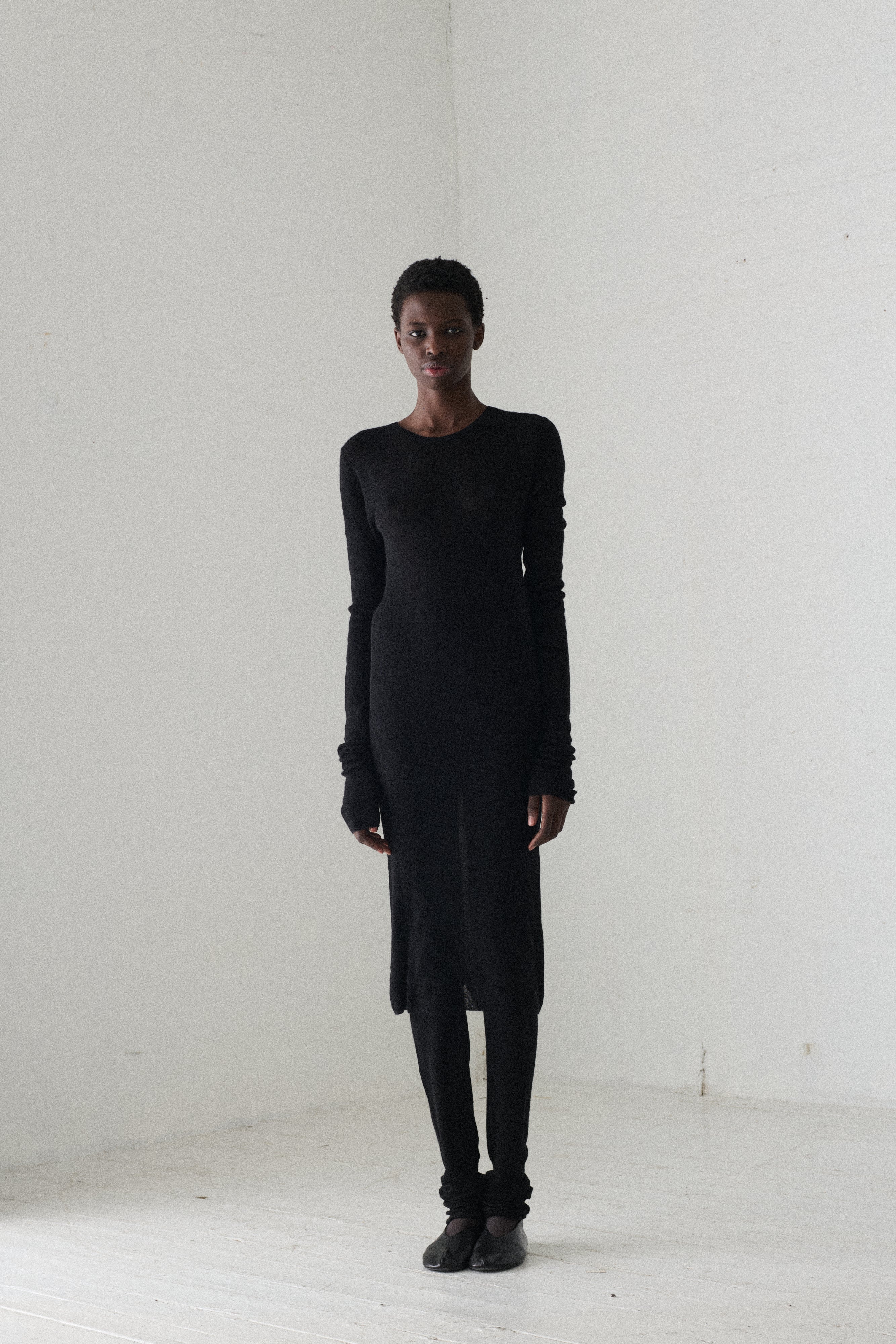 Black Cashmere Ensemble - Desert Vintage