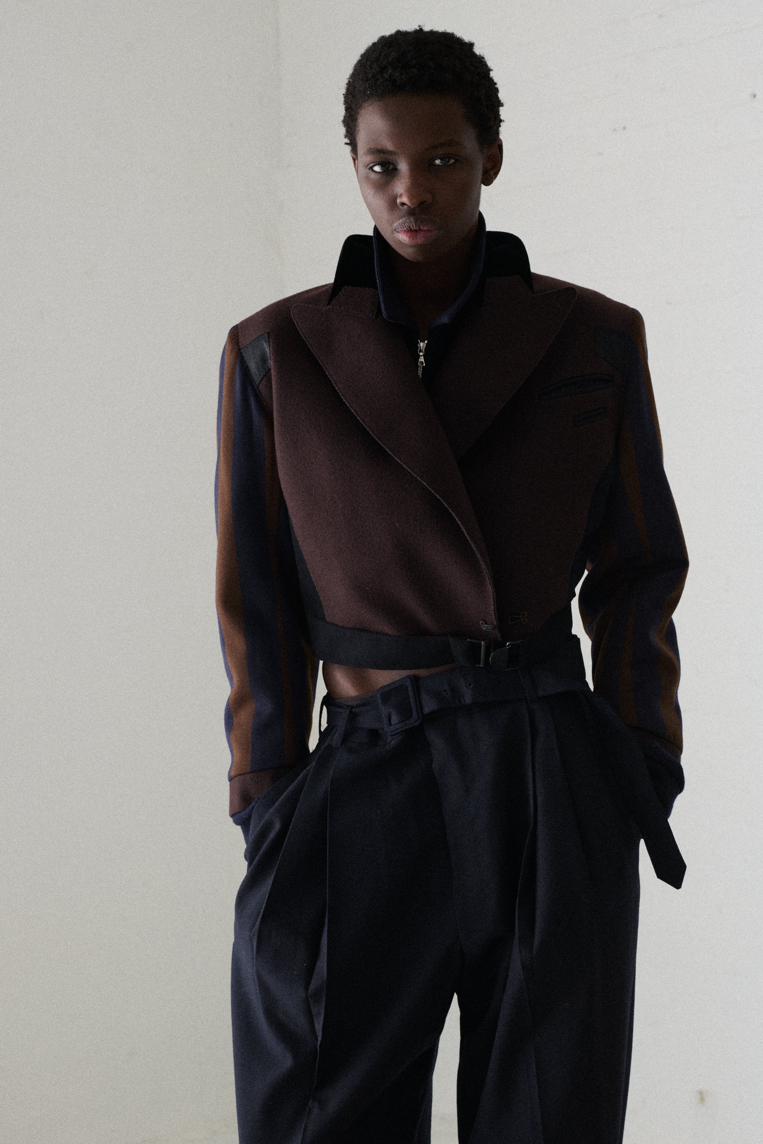 1990s JPG Cropped Blazer - Desert Vintage