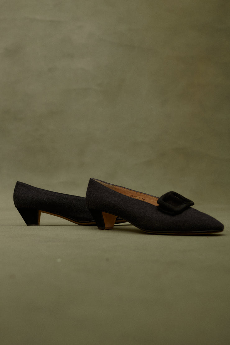 Manolo Blahnik Buckle Heel - Desert Vintage