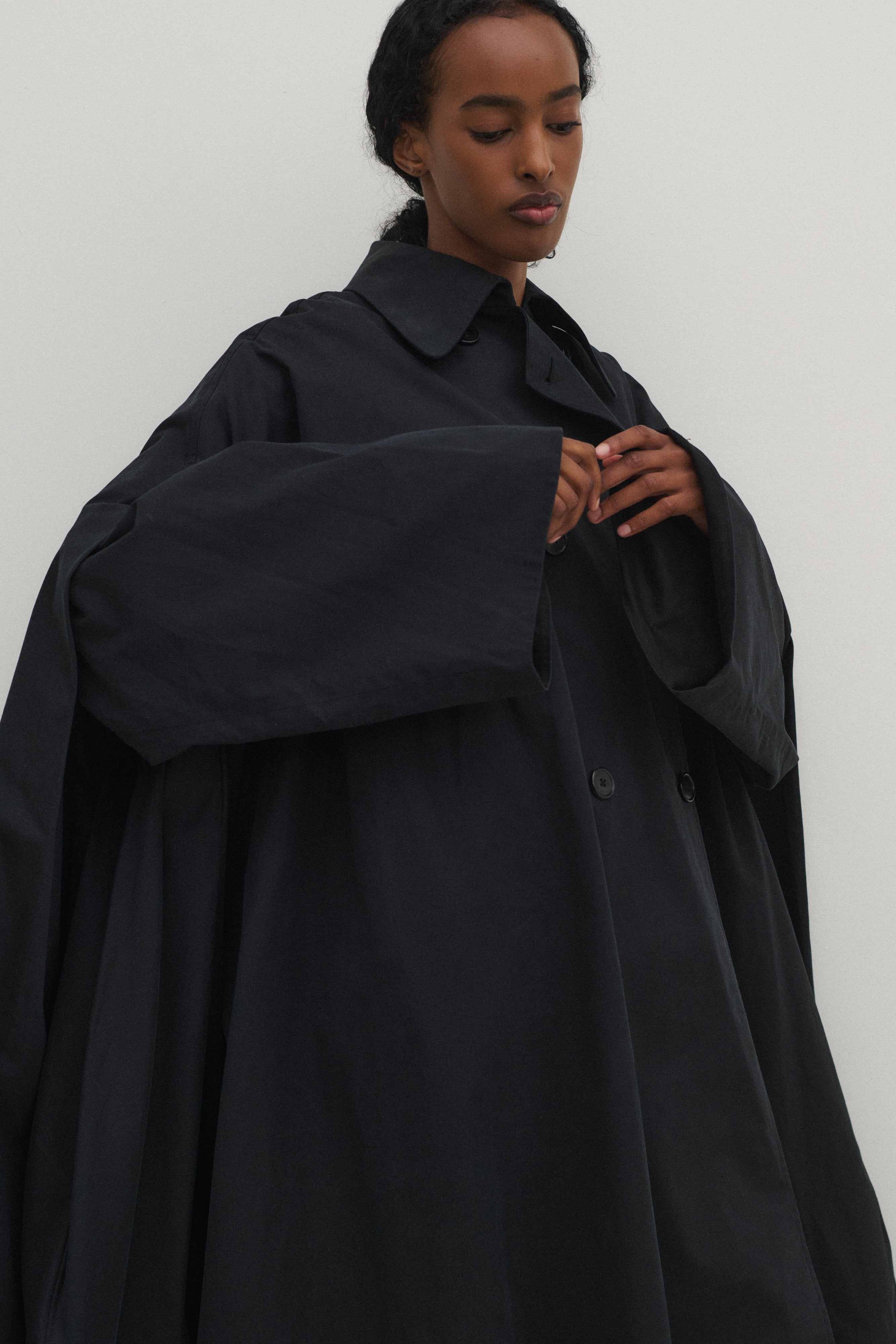 The Row Navy Trench - Desert Vintage