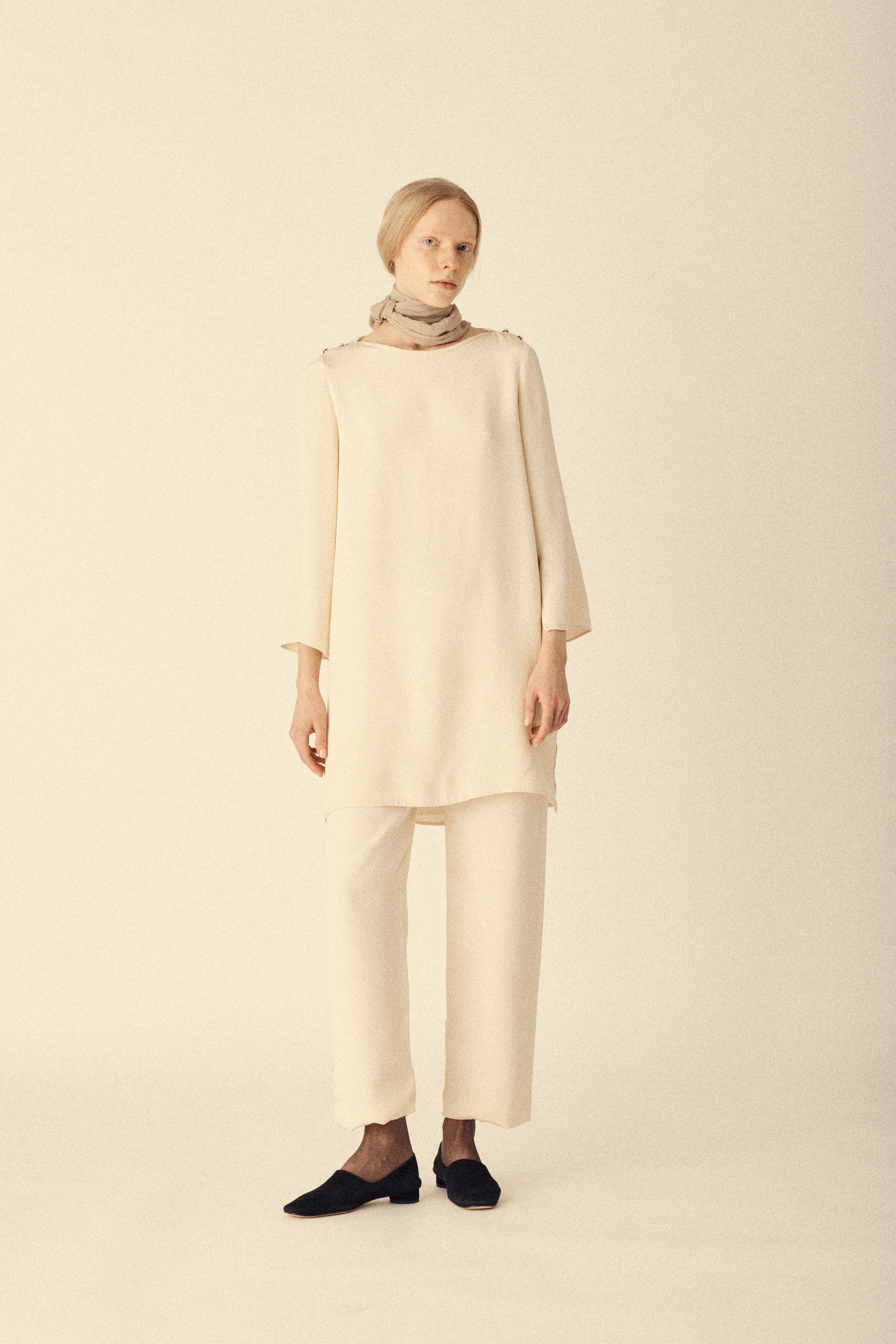Ivory Silk Ensemble - Desert Vintage