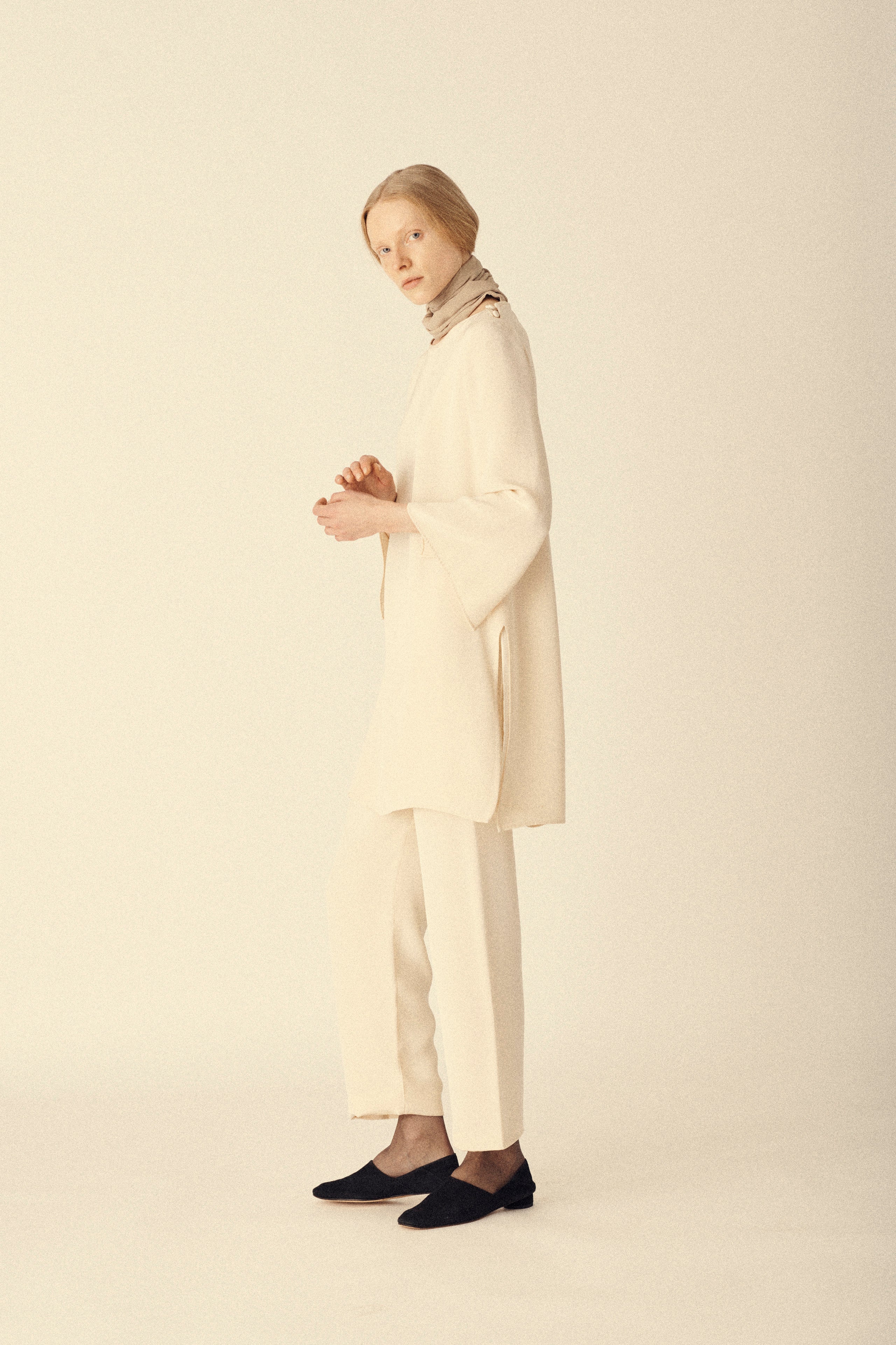 Ivory Silk Ensemble - Desert Vintage