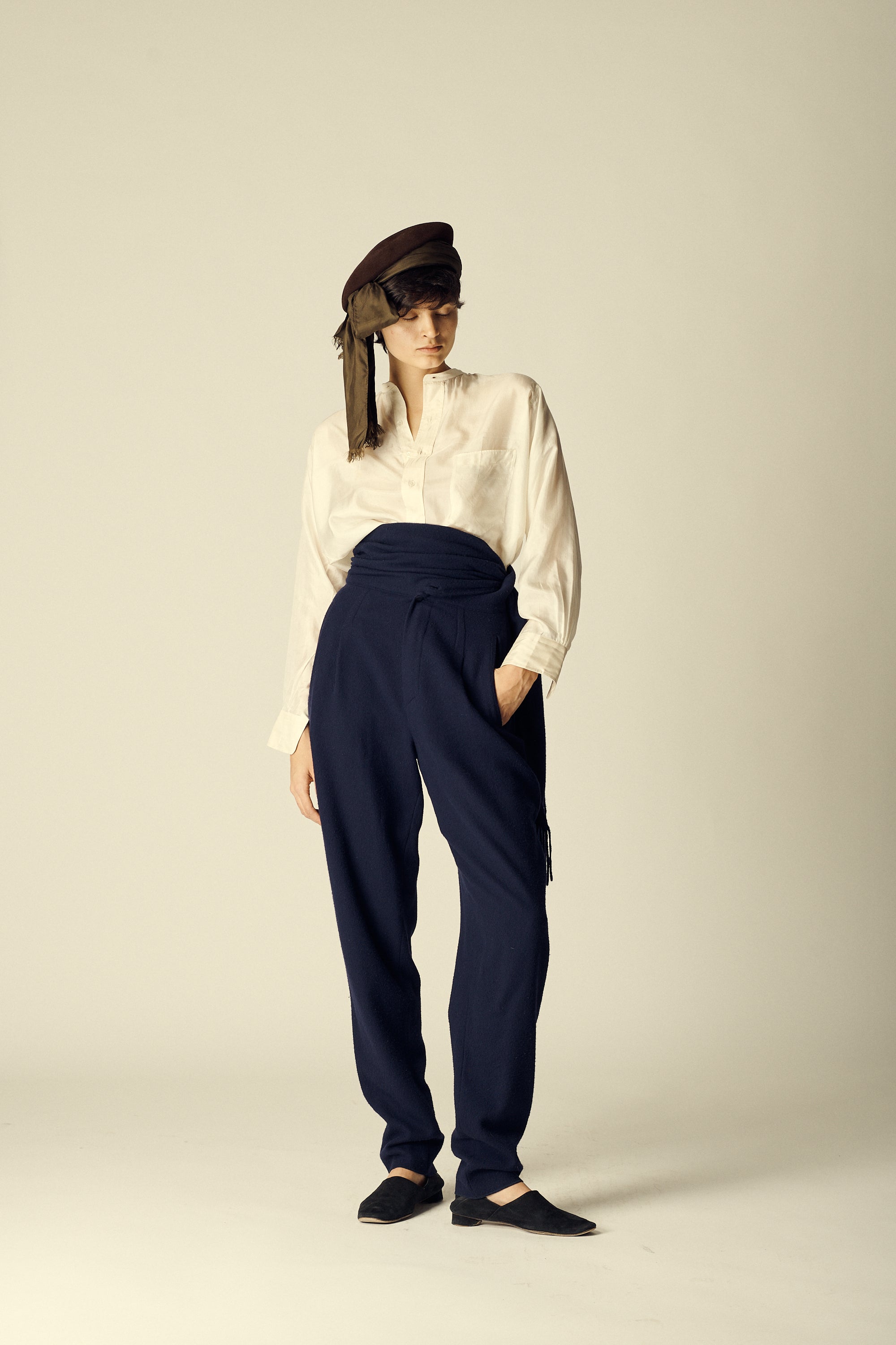 Montana Navy Lambswool Trousers - Desert Vintage