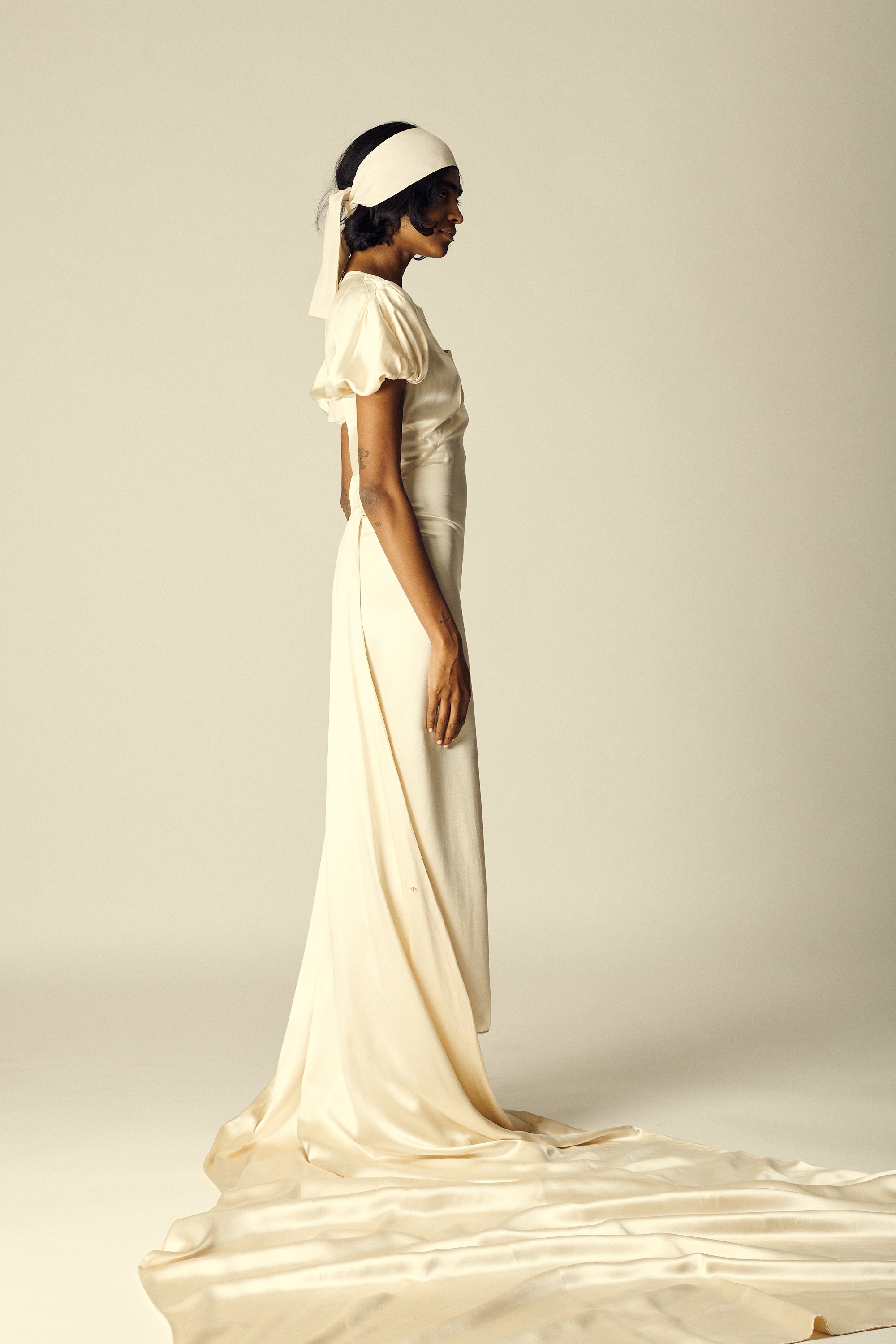 1930s Ivory Evening Gown 1930s Ivory Evening Gown