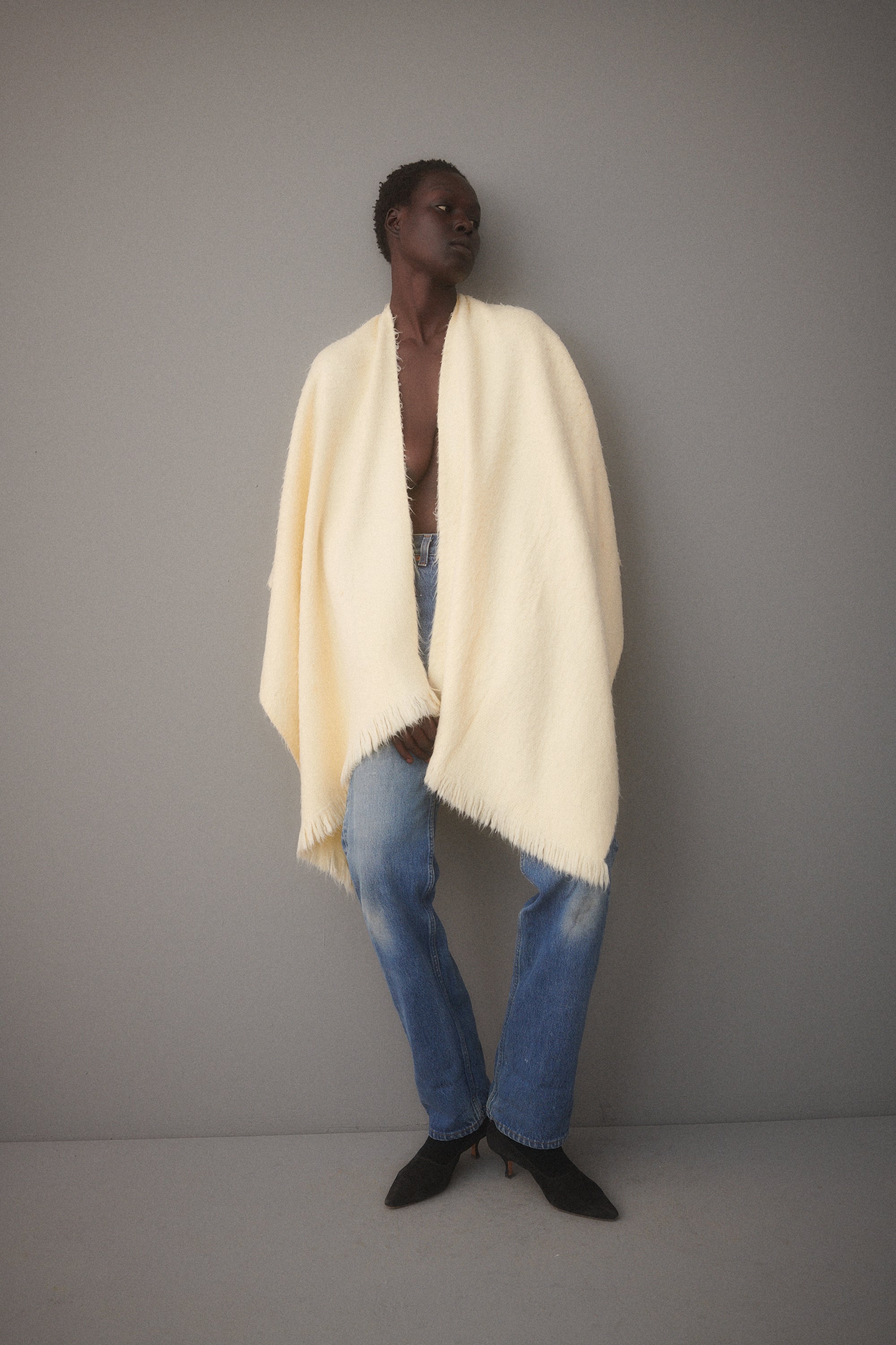 1930s Ivory Wool Wrap - Desert Vintage