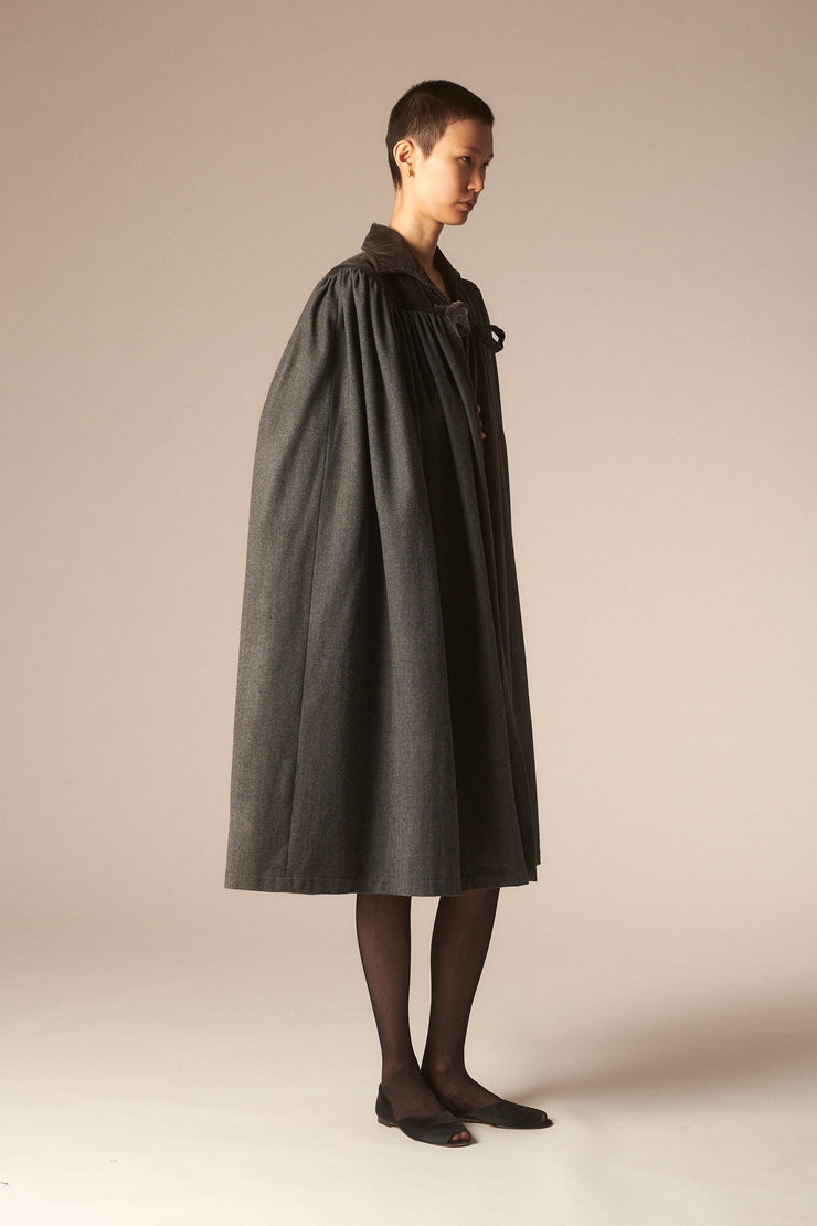 Ysl Dove Grey Cape - Desert Vintage